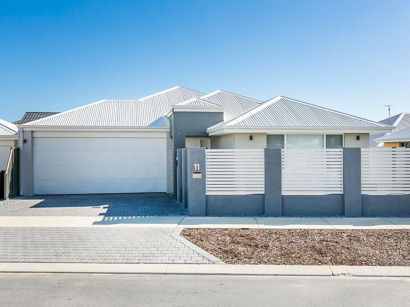 11 Wallangarra Road, Carramar, WA 6031 Property Details