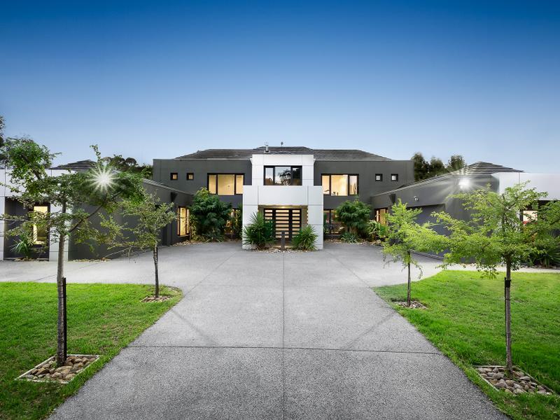 8 Roseburn Court, Lower Plenty, Vic 3093 Property Details