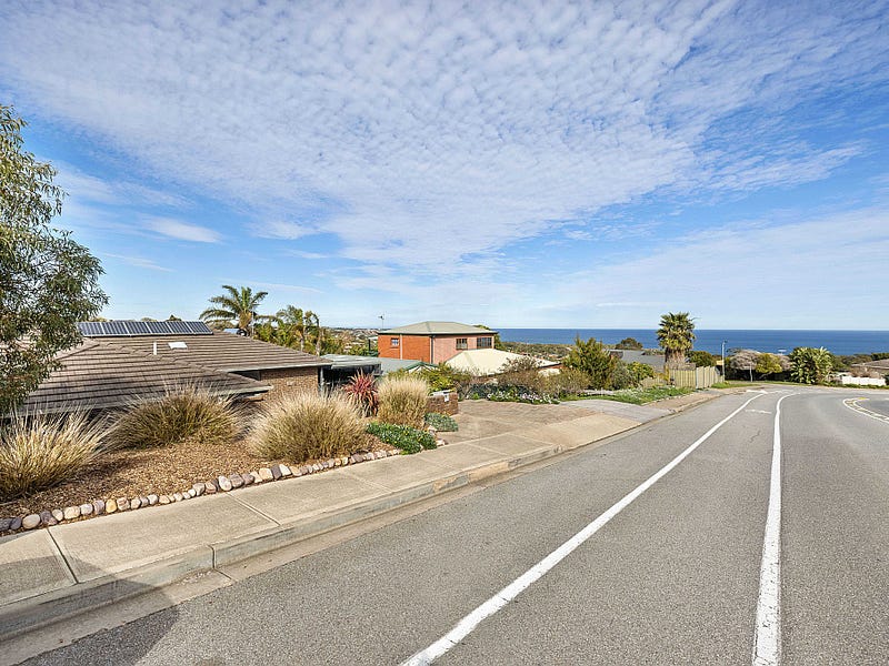 201 Perry Barr Road, Hallett Cove, SA 5158