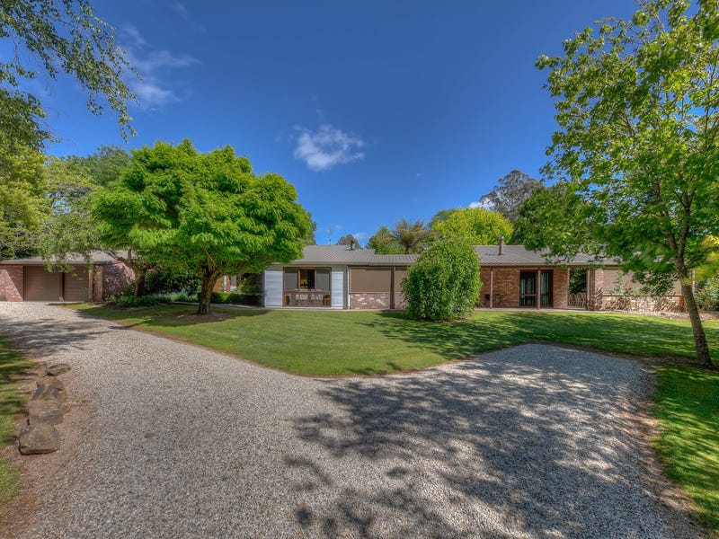 5 Harrison Lane, Porepunkah, Vic 3740 House for Sale