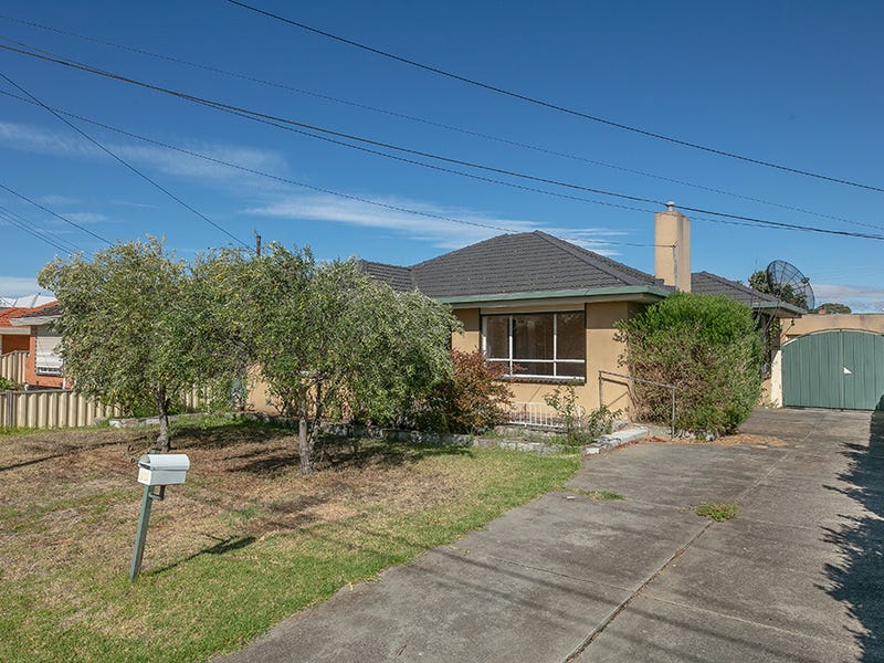 13 Chaumont Drive, Avondale Heights, VIC 3034