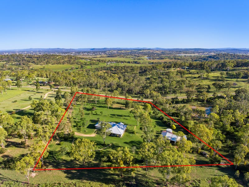 42 GIlchrist Road, Rosehill, Qld 4370 Property Details