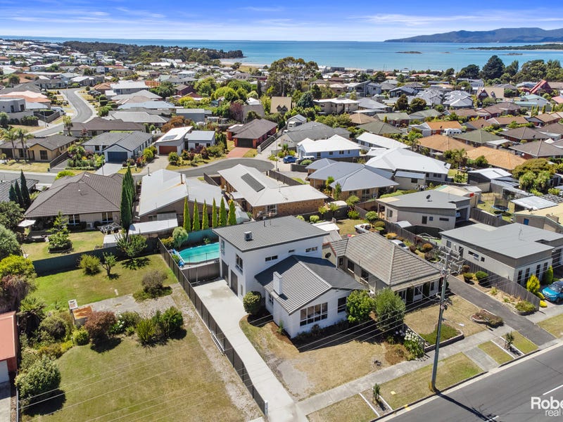 39 Club Drive, Shearwater, Tas 7307 House for Sale