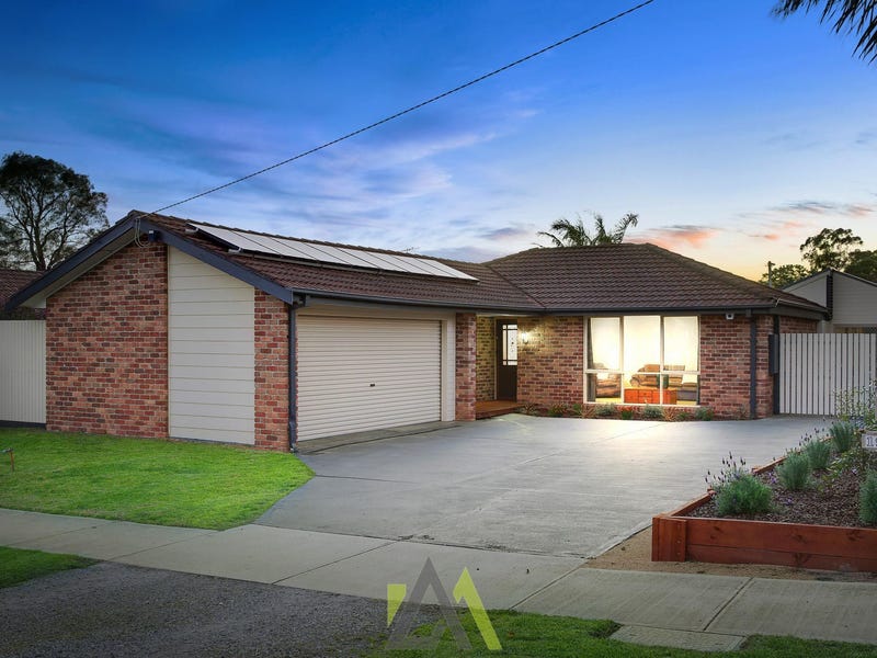 19 John Street, Langwarrin, Vic 3910 Property Details