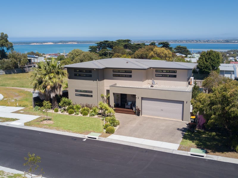 13 Mccarthy Street, San Remo, VIC 3925