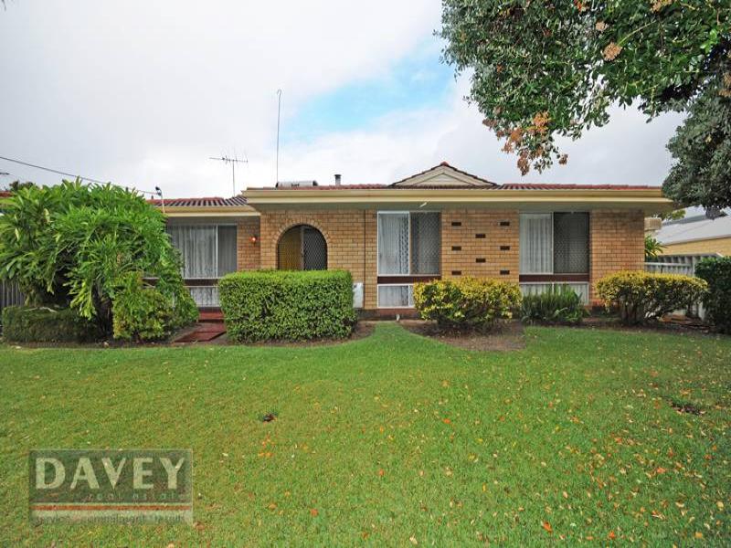 18 Street, Myaree, WA 6154 Property Details