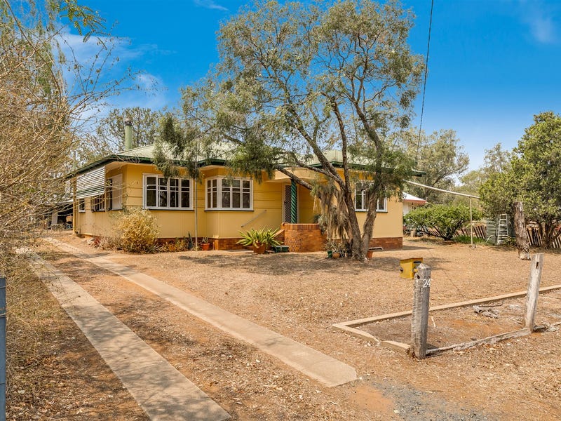 24 Stanley Street, Oakey, Qld 4401 Property Details
