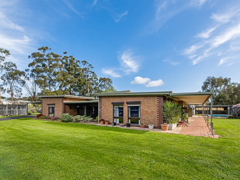 83 Blackwell Road, Naracoorte, SA 5271 House for Sale