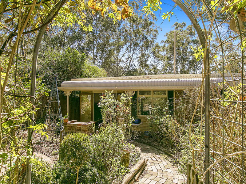 11 Robin Avenue, Turramurra, NSW 2074 Property Details 11 Robin Avenue, Turramurra, NSW 2074 Property Details