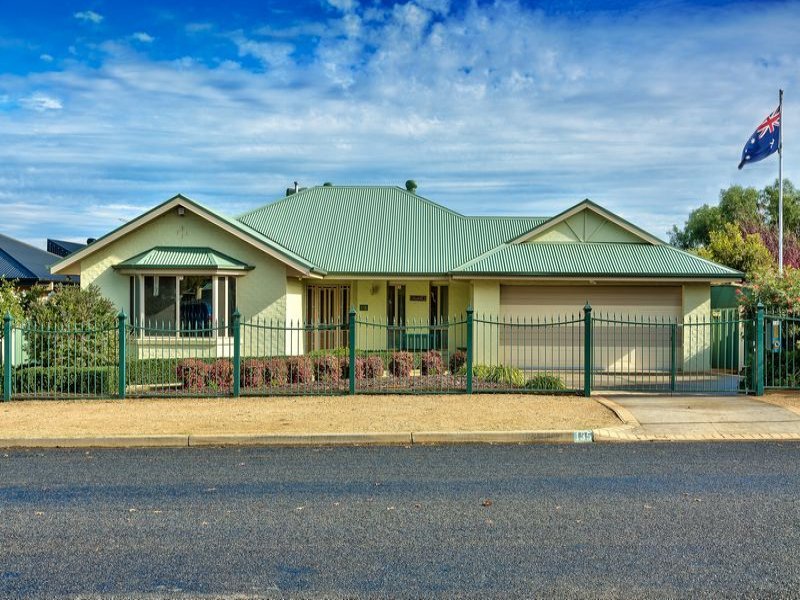 135 Dawe Street, Corowa, NSW 2646 Property Details