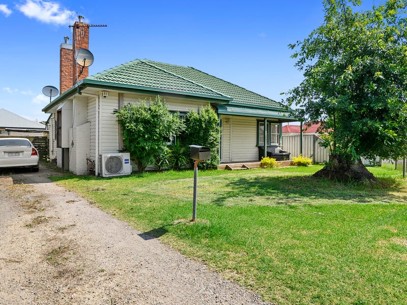 2 Gordon Street, Benalla, Vic 3672 Property Details