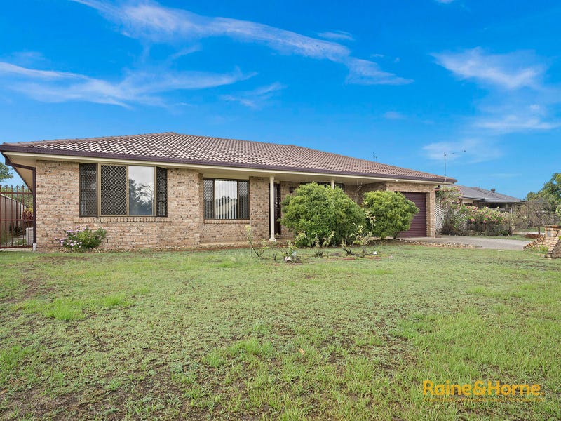 17 Victoria Avenue, Pottsville, NSW 2489