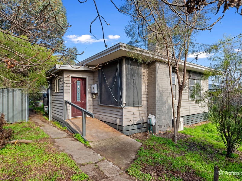 1 Bull Street, Dunolly, Vic 3472 House for Sale