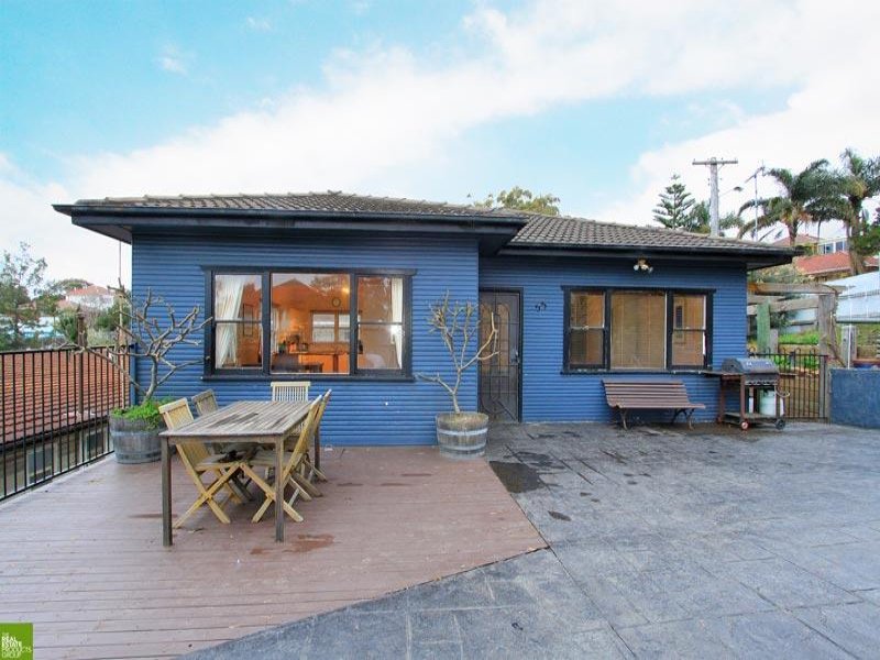 53 Heaslip St, Coniston, NSW 2500 Property Details