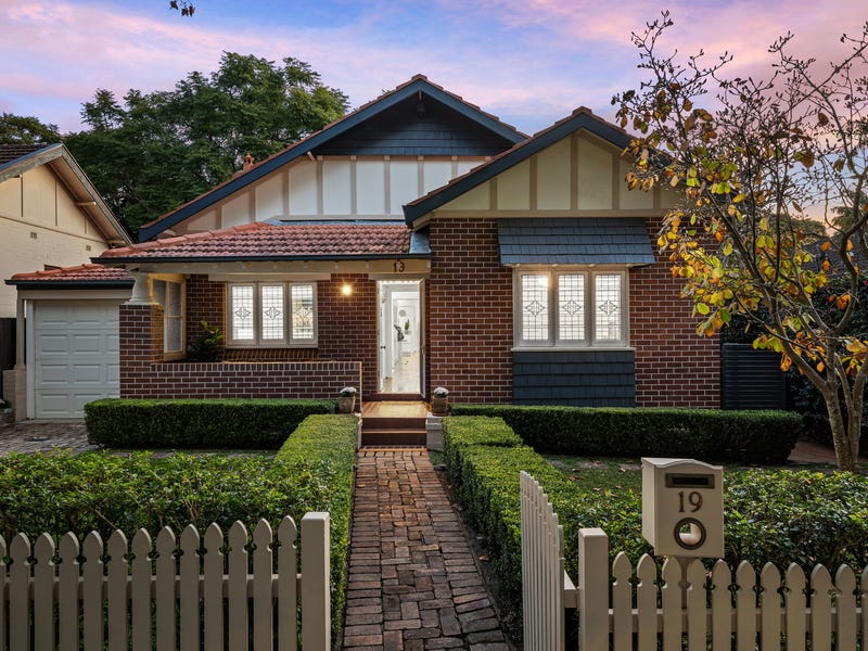 19 Hollywood Cres, North Willoughby, NSW 2068