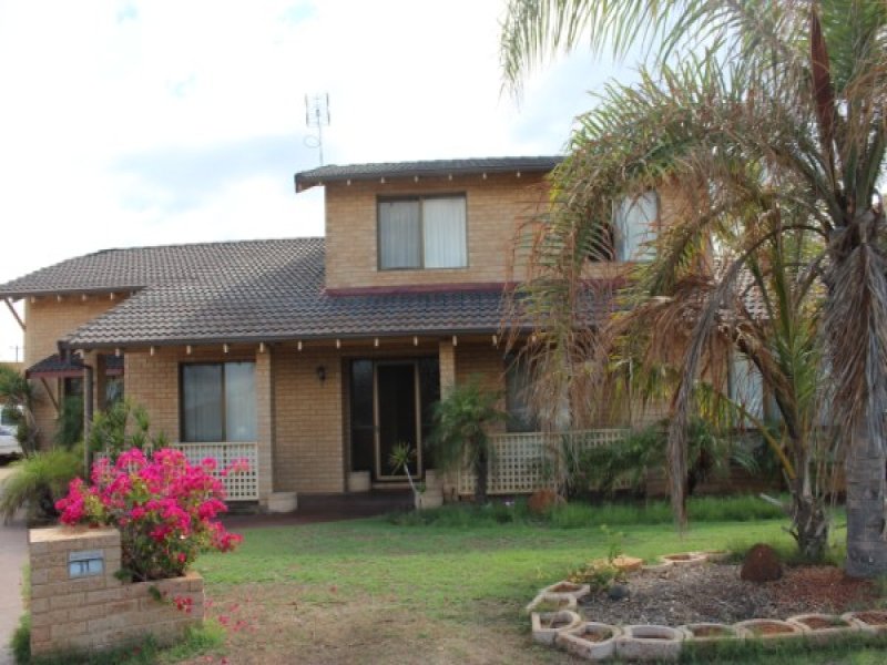 11 Sheldon Place, Tarcoola Beach, WA 6530