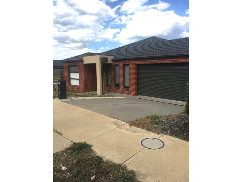131 Rossack Drive, Grovedale, VIC 3216