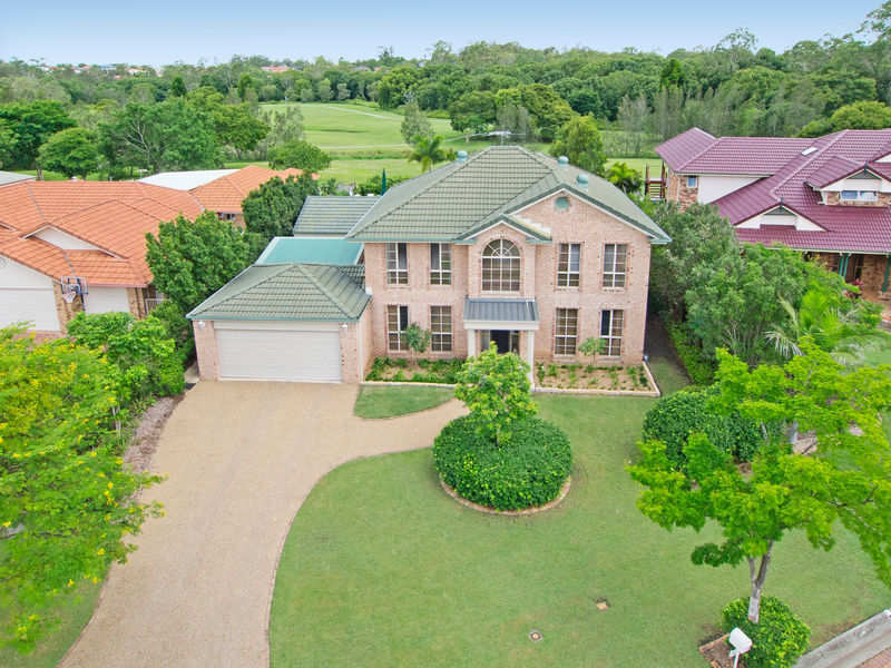 2 Wentworth Place, Carindale, Qld 4152 Property Details