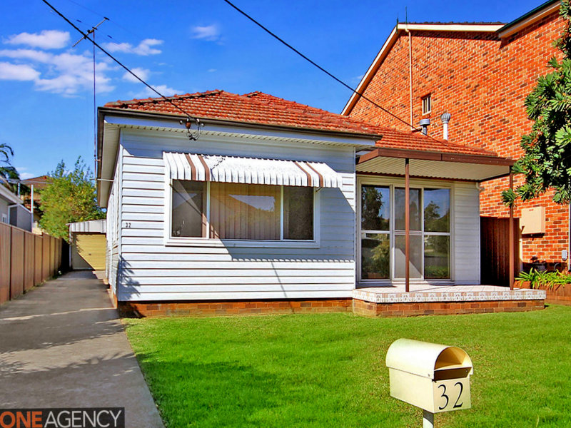 32 Elizabeth Cres, Yagoona, NSW 2199 Property Details