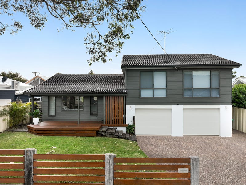 142 Macquarie Grove, Caves Beach, NSW 2281