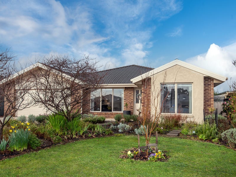 7 Katherine Court, Hamilton, VIC 3300 - realestate.com.au