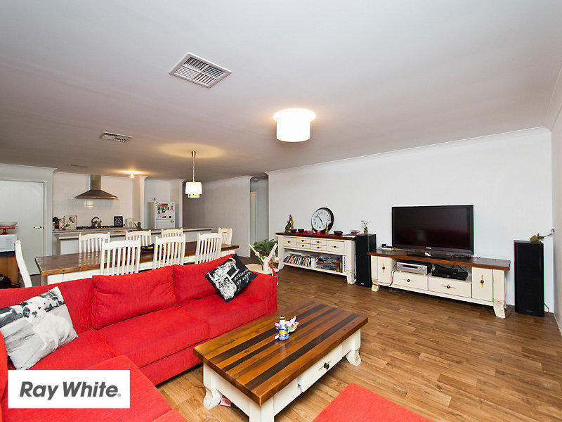 22 Warrego Outlook, Ellenbrook, WA 6069 Property Details