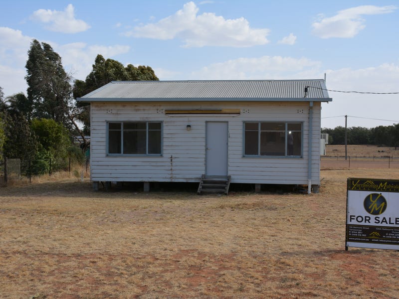8587 Princess Street, Urana, NSW 2645 Property Details