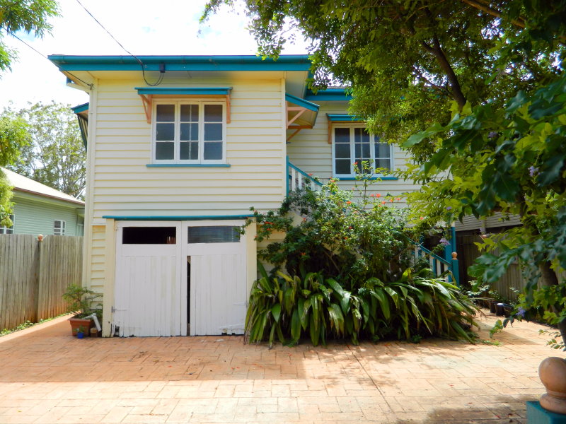 18 Josephine Street, Redcliffe, Qld 4020 Property Details