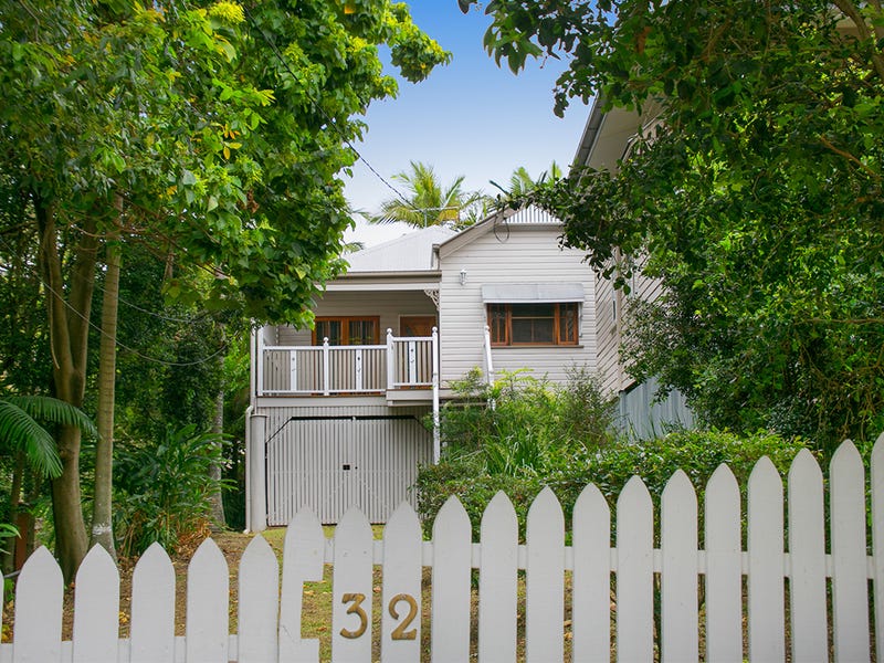 32 Rainworth Road, Bardon, QLD 4065