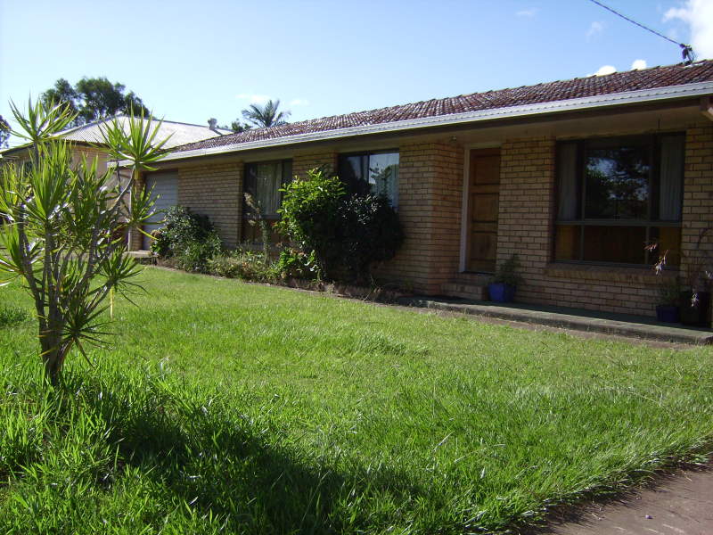 19 Dohles Rocks Rd, Kallangur, Qld 4503 Property Details