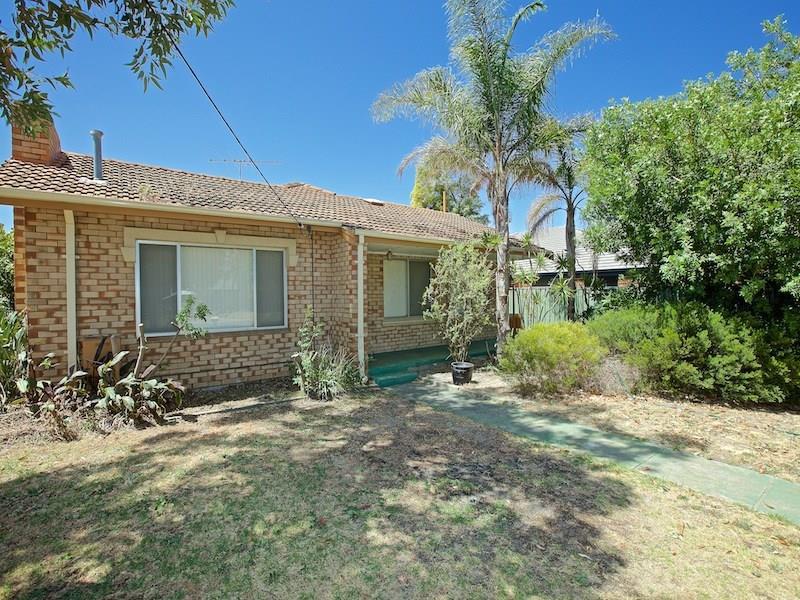 10 RAMSDEN WAY, Morley, WA 6062 Property Details