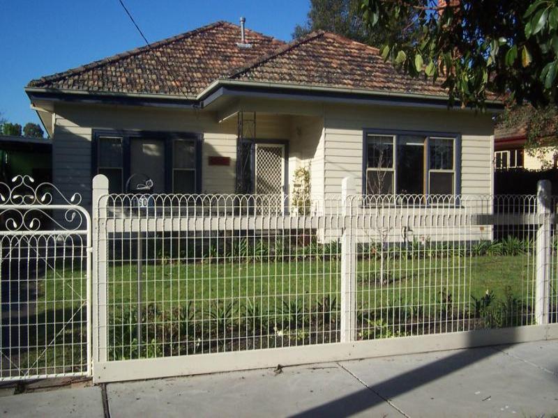 160 MACARTHUR Street, Sale, Vic 3850 Property Details