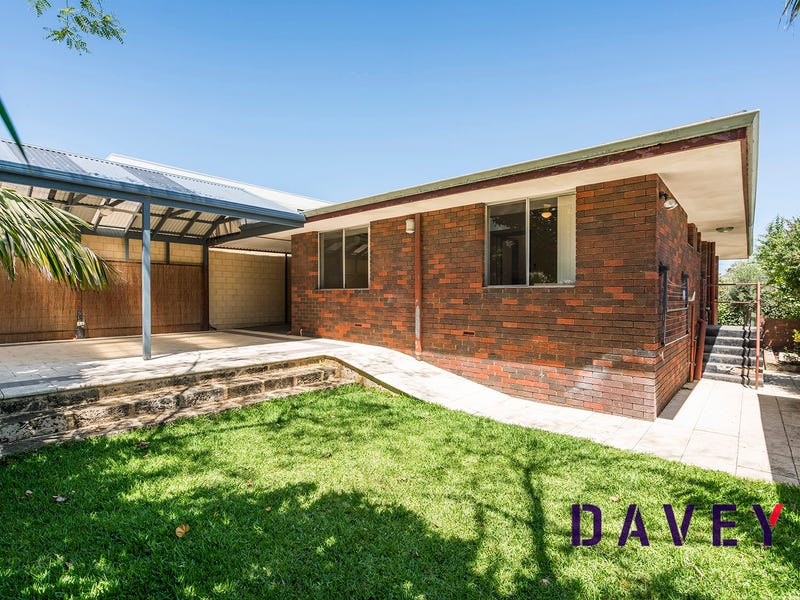 2B Haynes Road, Sorrento, WA 6020