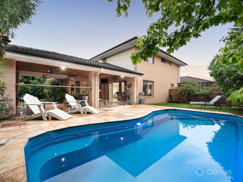 12 Parkhart Circle, Sandhurst, Vic 3977 Property Details