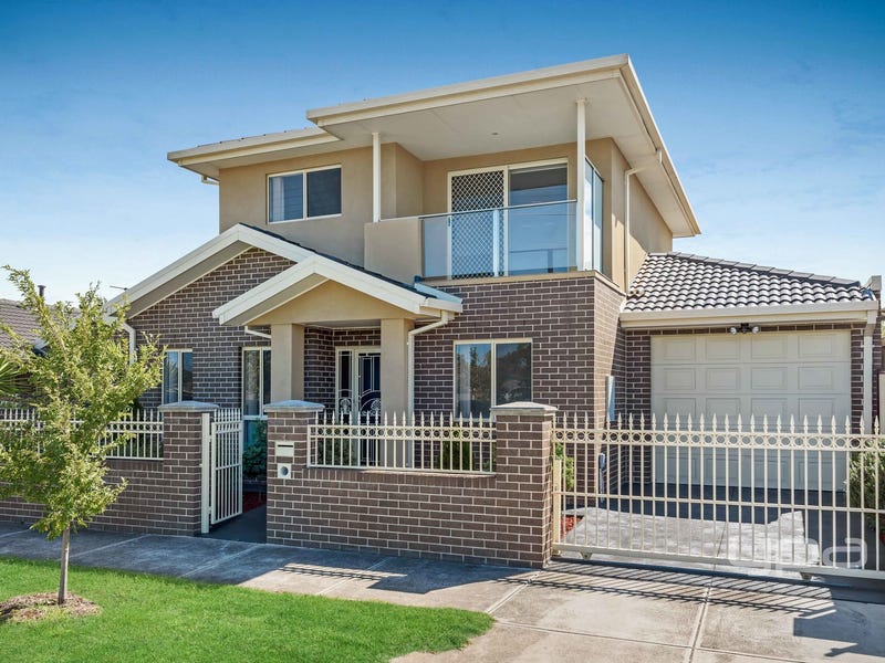 1447 Pascoe Vale Road, Meadow Heights, Vic 3048 House for Sale