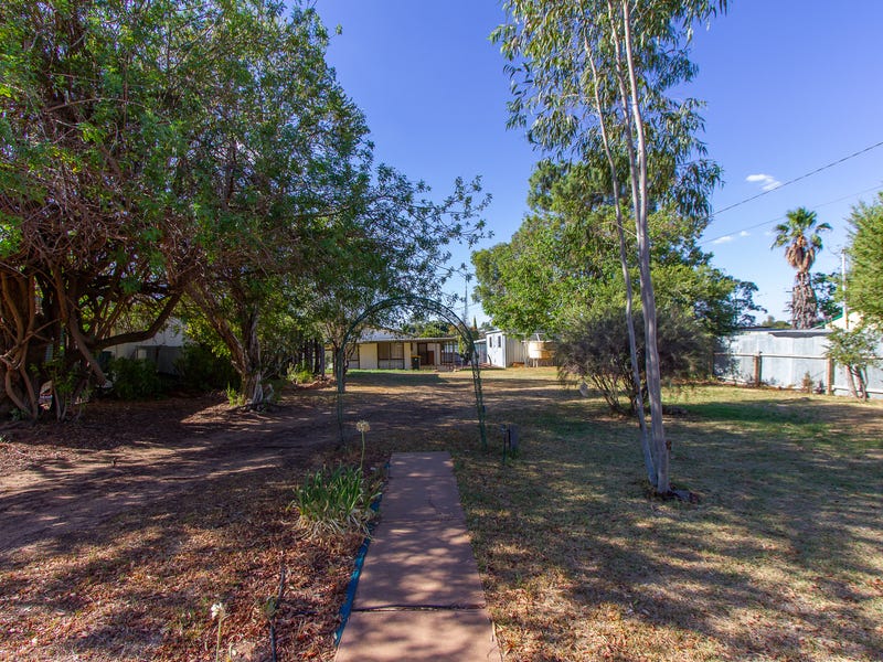 45 Dalgetty Street, Narrandera, NSW 2700 Property Details