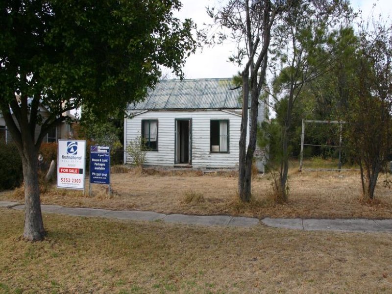 13 Jenkin Street, Ararat, Vic 3377 Property Details