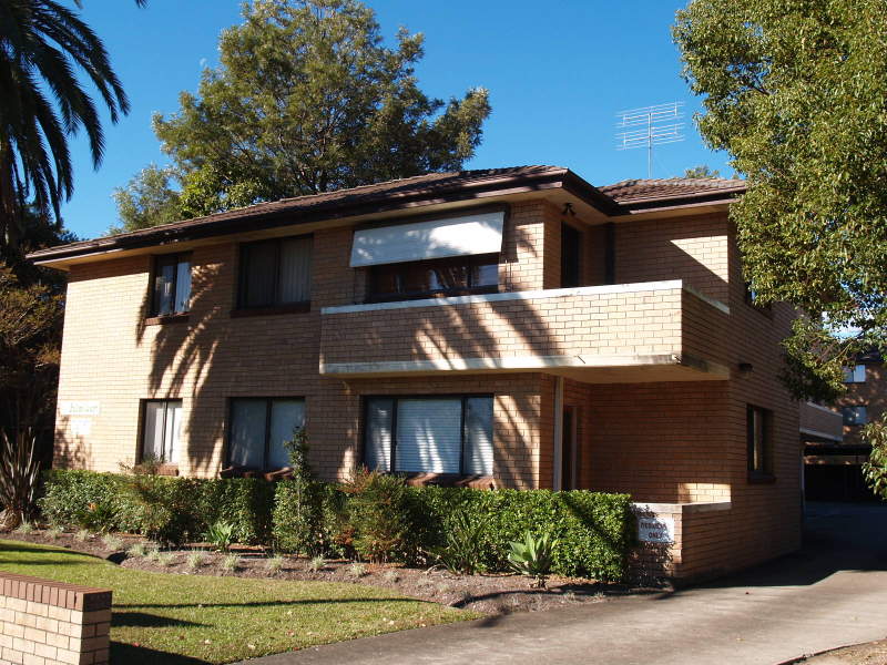 2/8 Macquarie Avenue, Penrith, NSW 2750