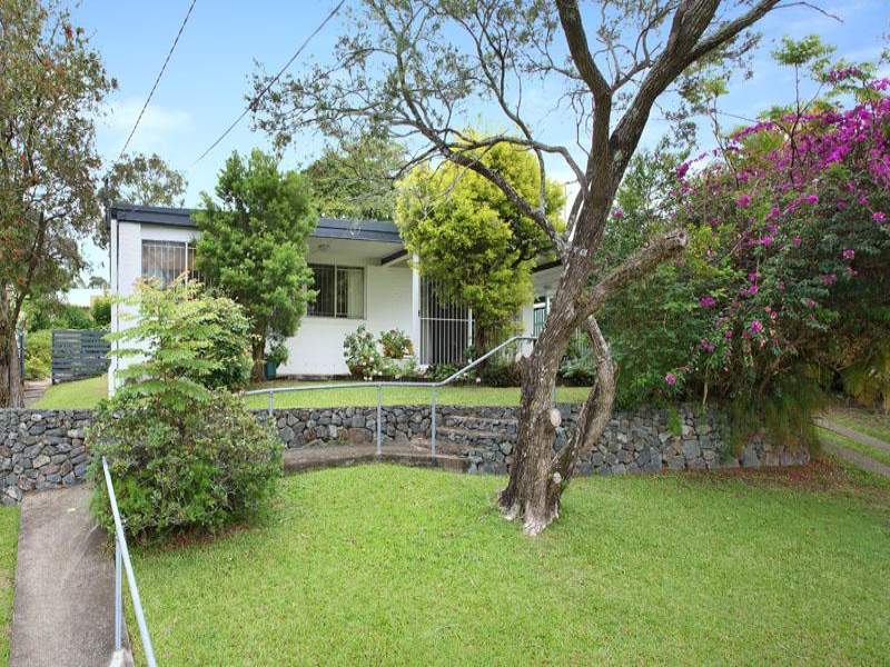 24 Gleneagle Street, Kenmore, QLD 4069