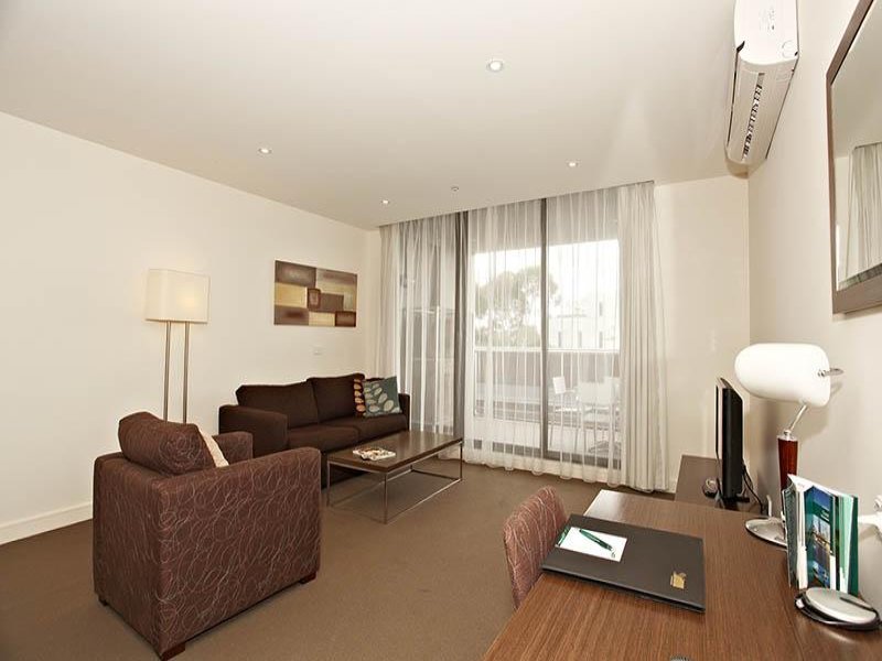 211/7284 Upper Heidelberg Road, Ivanhoe, Vic 3079 Property Details