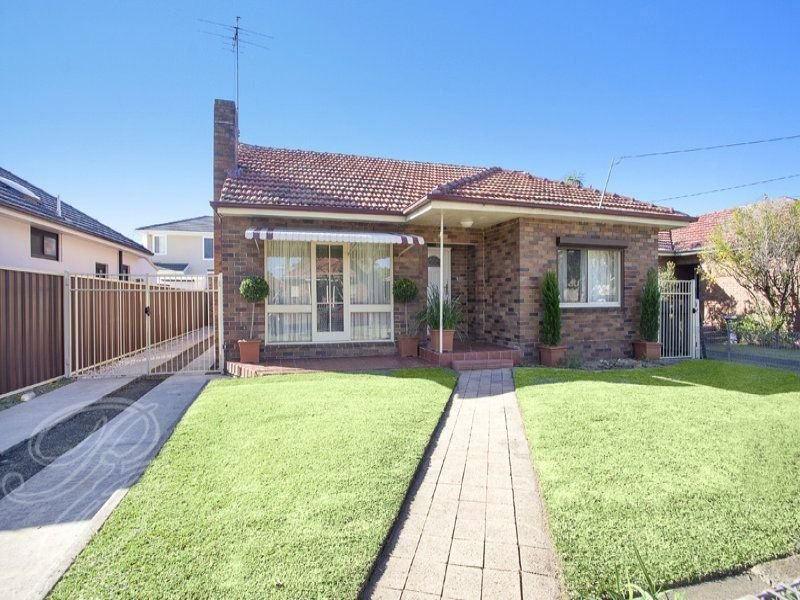 4 Fountain Avenue, Croydon Park, NSW 2133