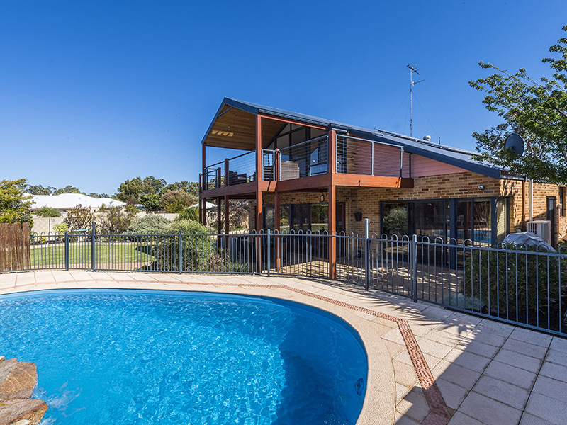 12 Placid Waters Parade, Coodanup, WA 6210