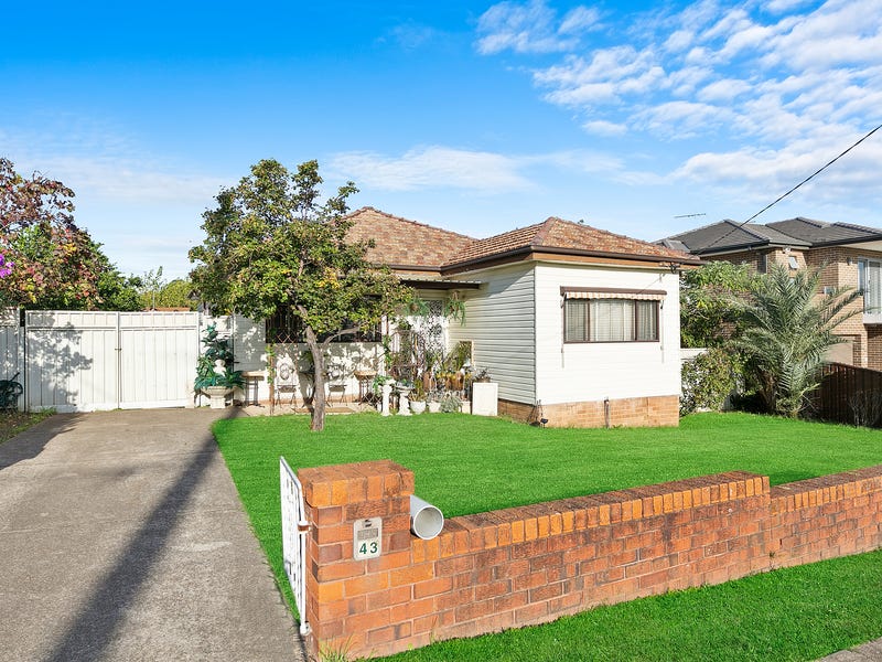 43 Warwick Road, Merrylands, NSW 2160 Property Details