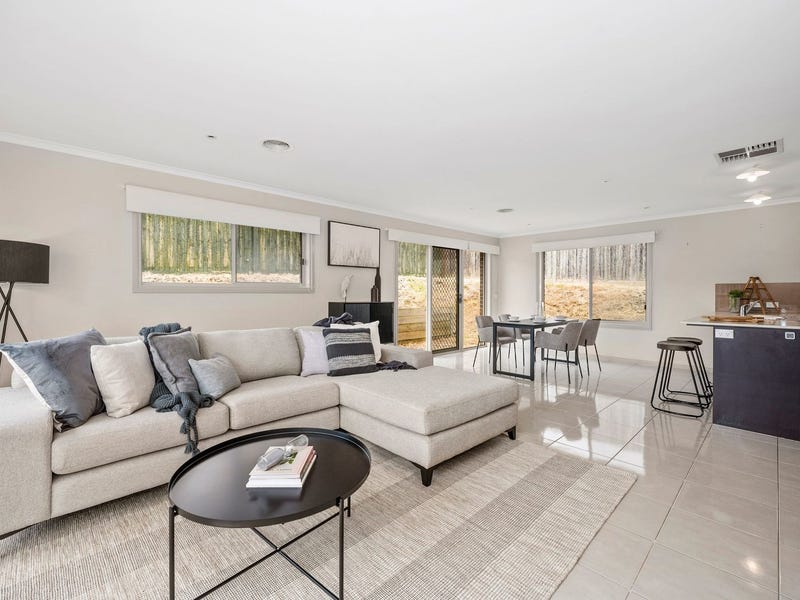 34 Springridge Boulevard, Wallan, Vic 3756 Property Details