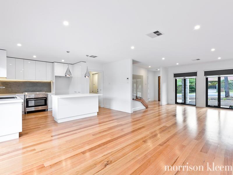 2 Greenhill Road, Greensborough, VIC 3088