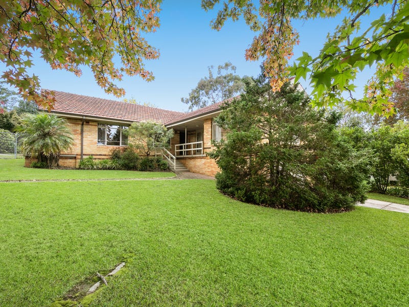 24 Evelyn Avenue, Turramurra, NSW 2074 Property Details