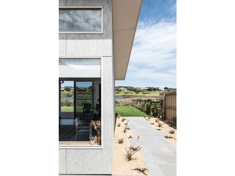 22 Emperor Drive, Ocean Grove, VIC 3226