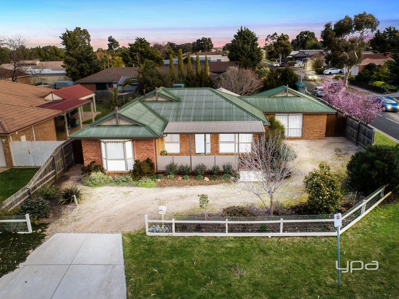 38 Spellman Avenue, Sydenham, Vic 3037 Property Details