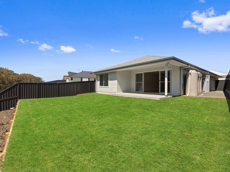 73 Fairwater Drive, Gwandalan, NSW 2259