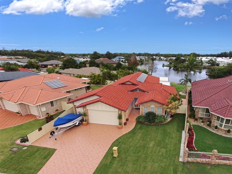 21 Bayview Drive, Yamba, NSW 2464